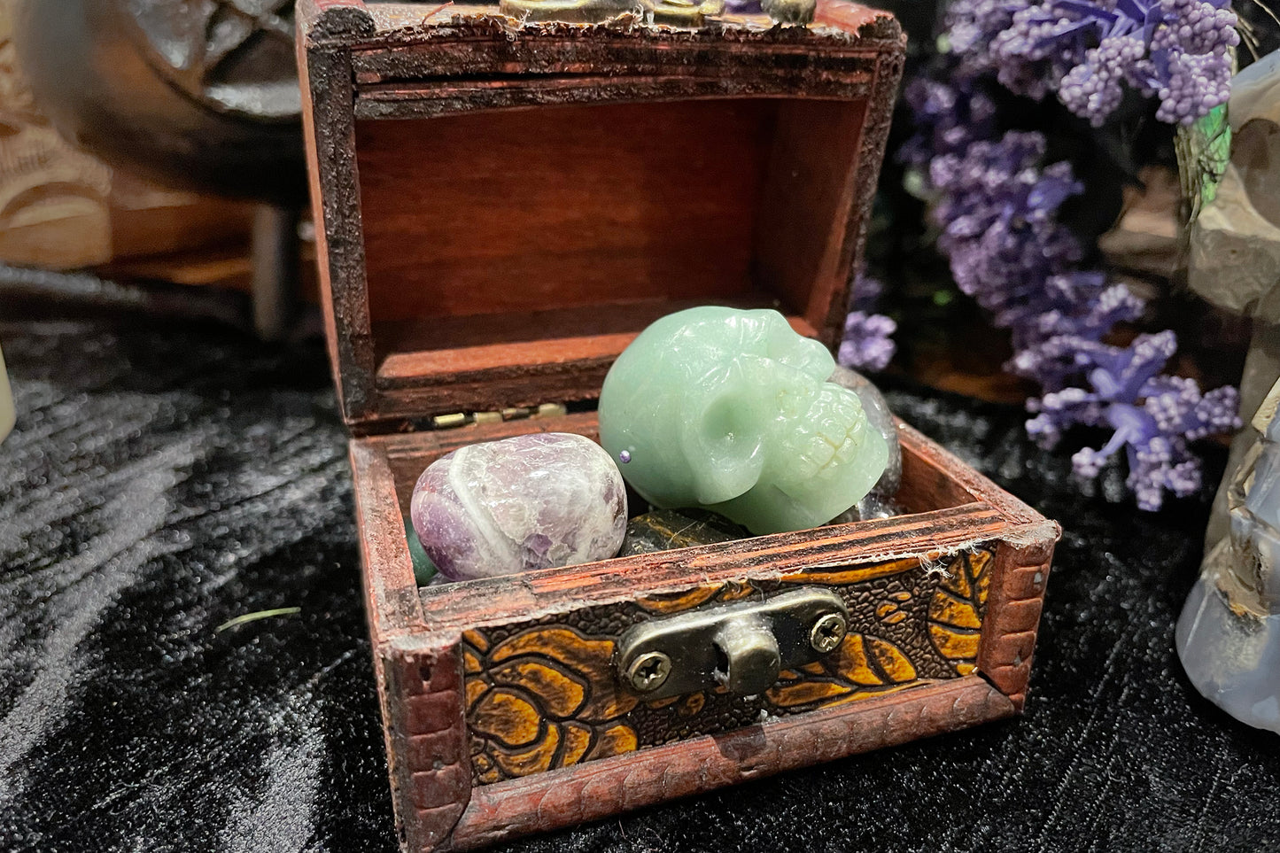 Mini Chest of Surprise Gemstones!