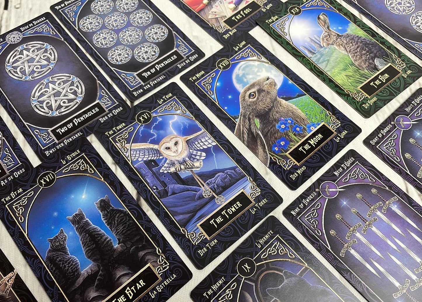 Tarot Card Deck - Tarot Familiars