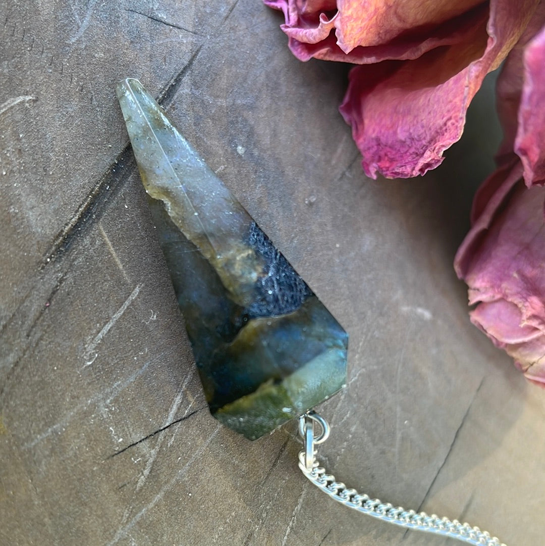 Pendulum - Labradorite