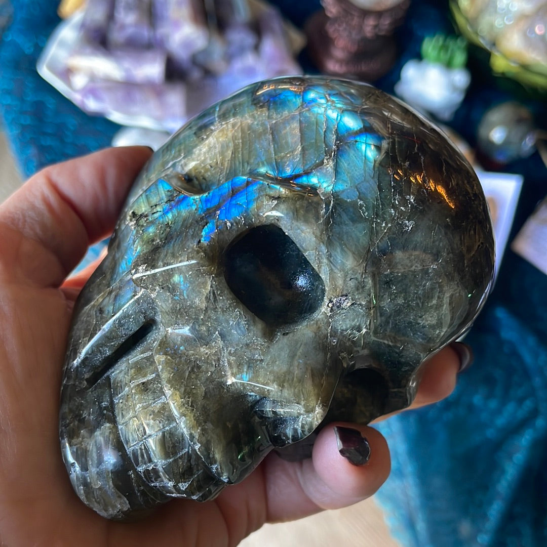 FLASHY Large Labradorite Crystal Skull