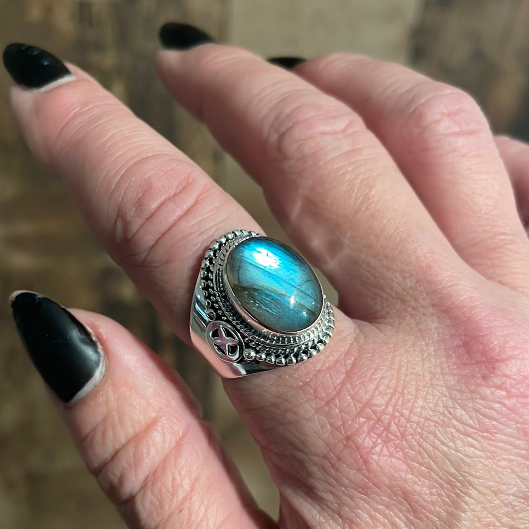 Vintage hot sale labradorite ring