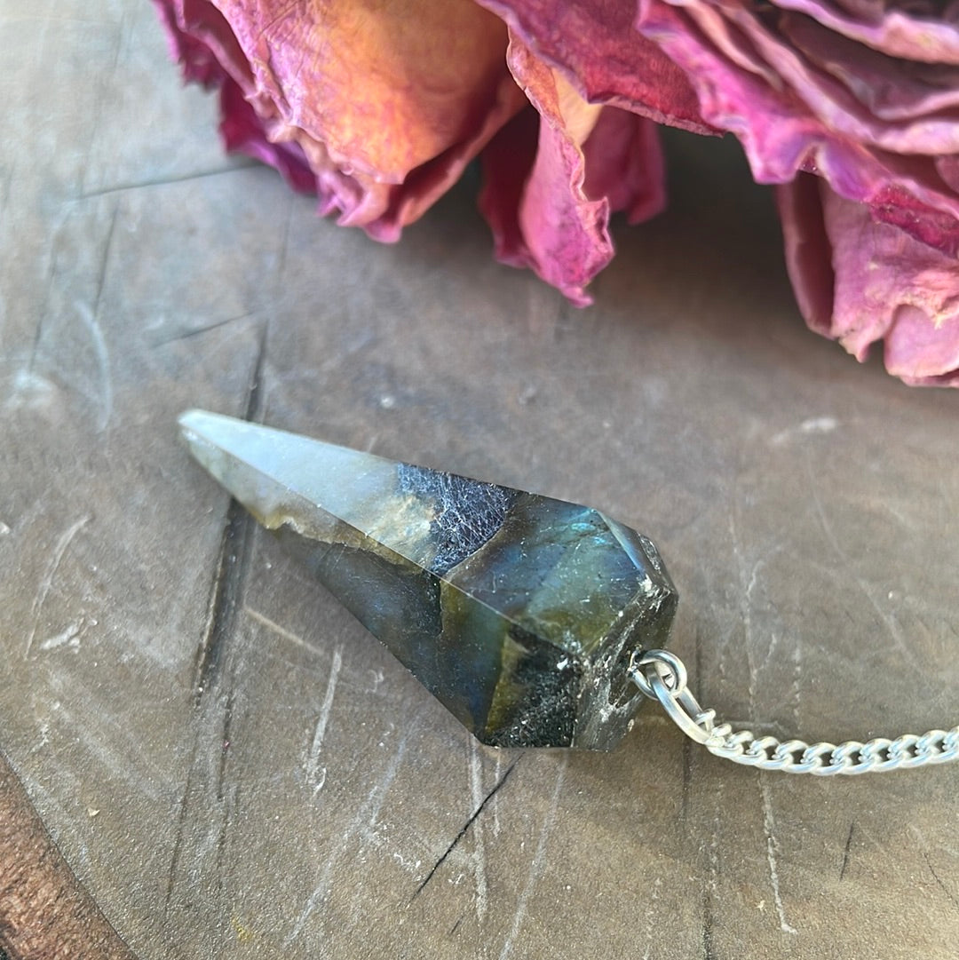 Pendulum - Labradorite