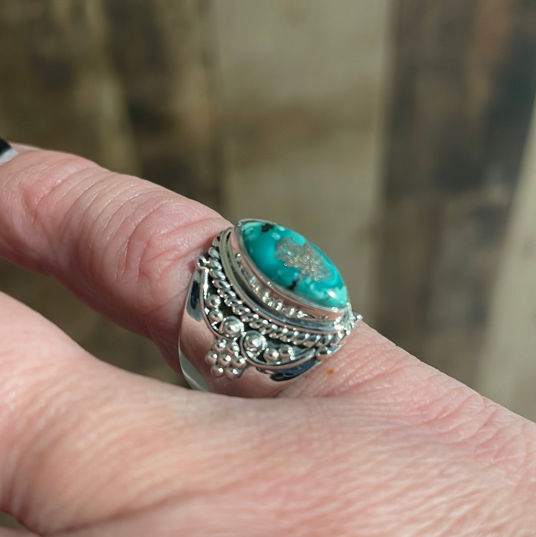 Vintage Turquoise Ring